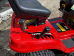 MTD Smart RF 130 H Rasentraktor inkl. Mulchkit und Seitendeflektor – Bild 9